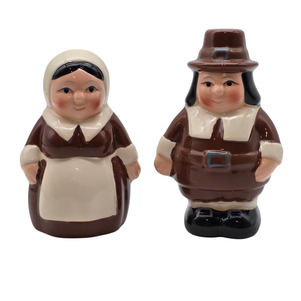 Publix The Pilgrim Pair 2015 Thanksgiving Salt & Pepper Shakers Limited Edition